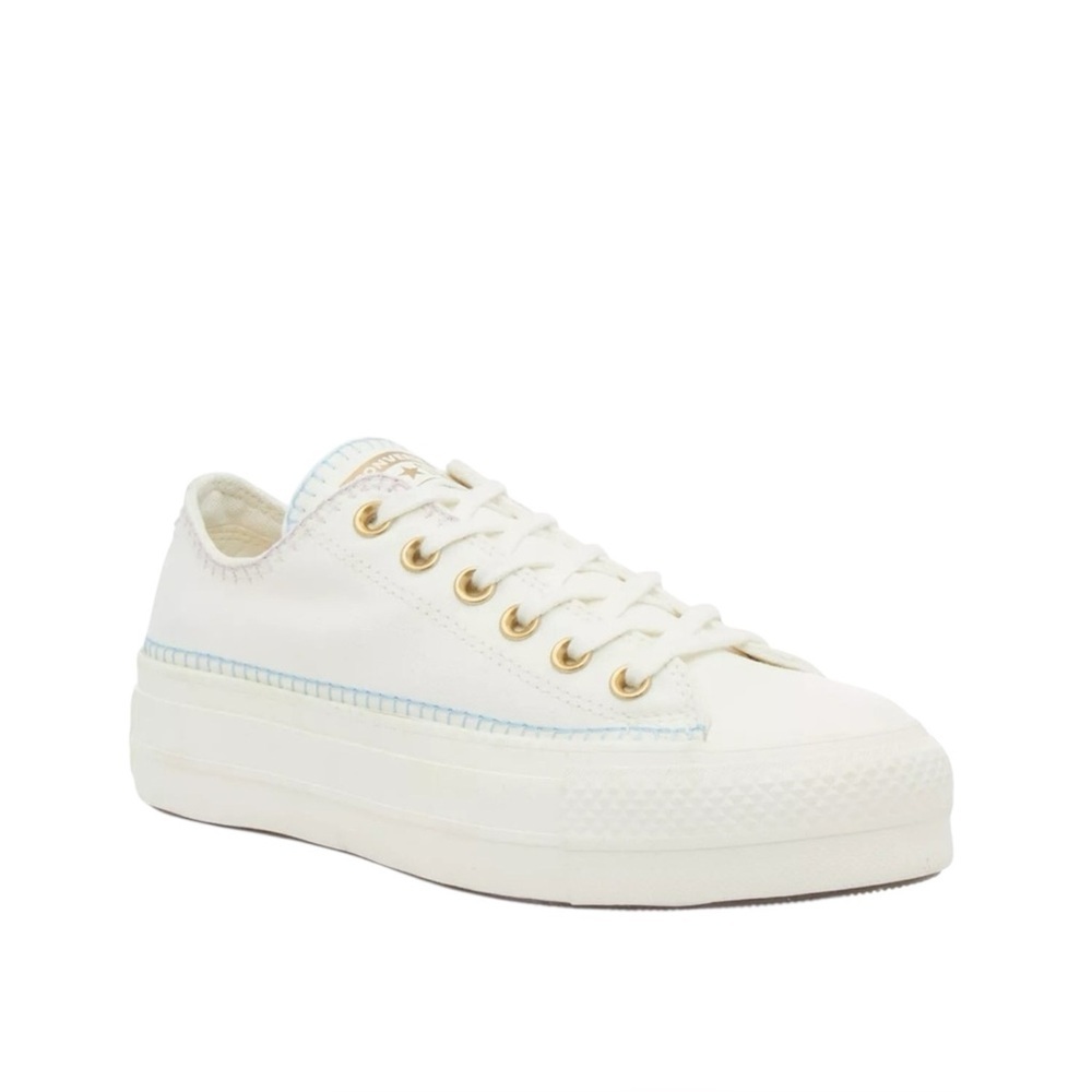 Woman's Fashion Sneakers Converse Chuck Taylor All Star Oxford Sneaker